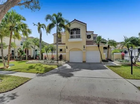 11032 Boston Dr, Hollywood, FL 33026