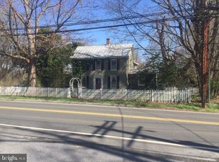 23633 Woodfield Rd, Gaithersburg, MD 20882