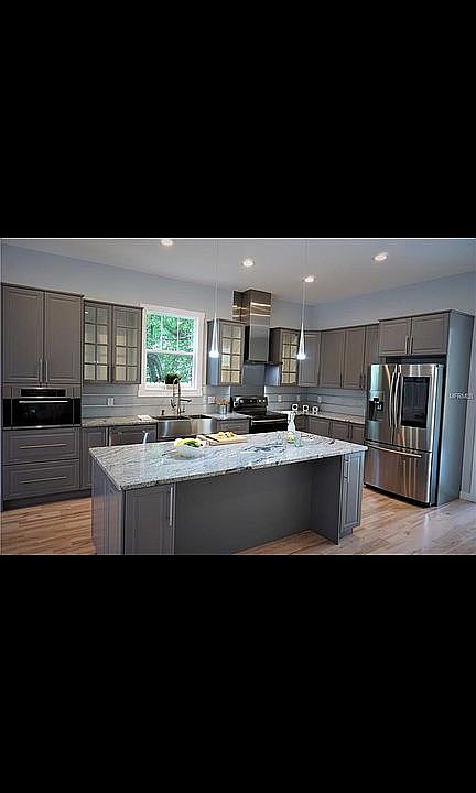 2nd image of 1101 E Patterson St