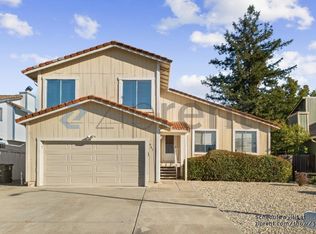 687 Scottsdale Dr, Vacaville, CA 95687