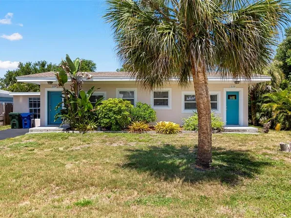 229 Shore Rd, Nokomis, FL 34275