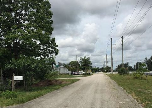 2nd image of 4926 Canal Rd