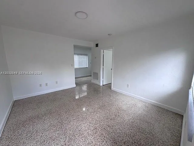 900 SW 5th Ave #3 — Photo 21