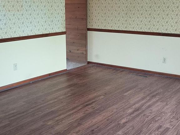 3rd image of 5069 Brinwood Pl