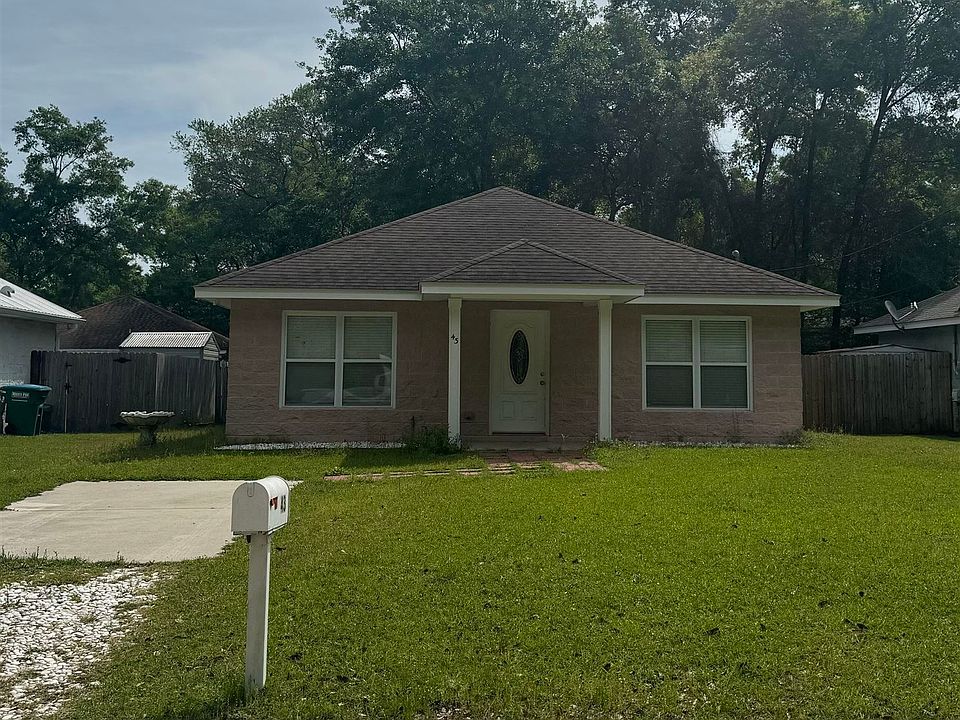 1st image of 43 Montgomery Dr
