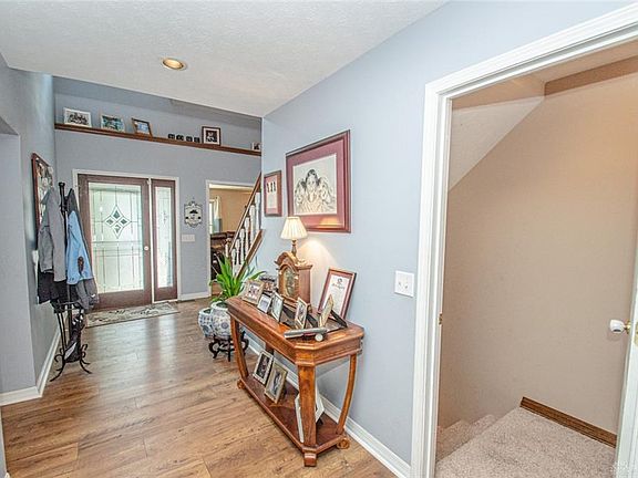 3rd image of 2698 Woodbluff Ln