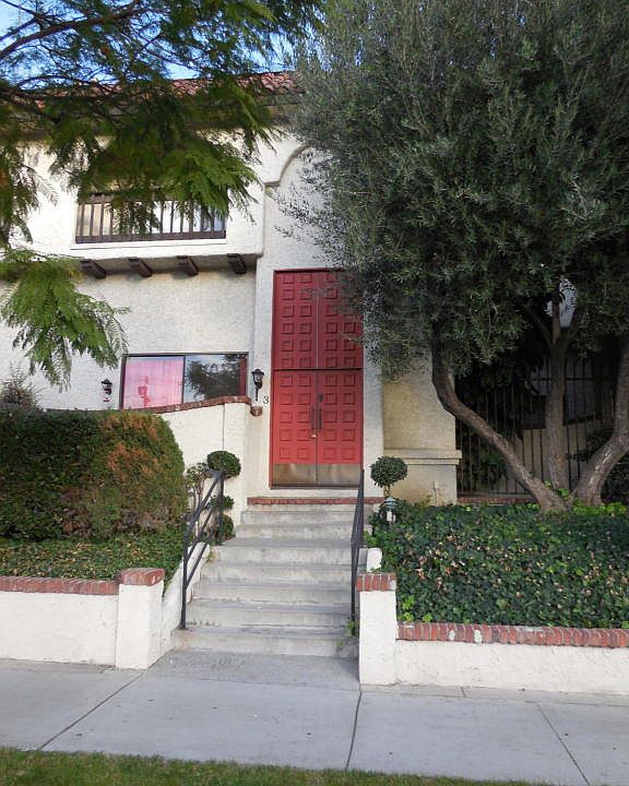 1st image of 300 N Isabel St APT 3