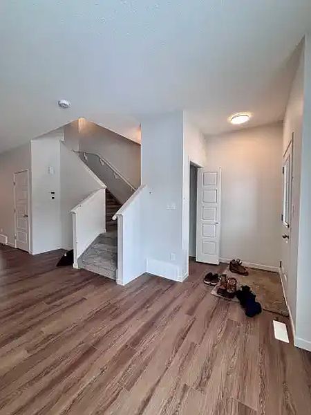 Spruce Grove Townhouse for rent - 3 Bedrooms — photo 2