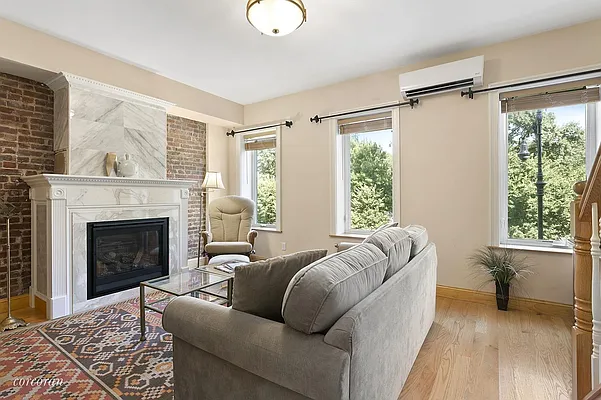 Rented by Corcoran | media 14