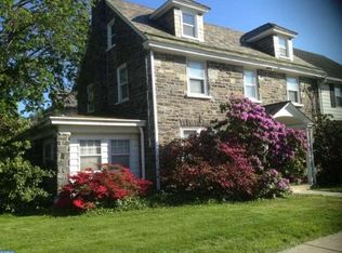 812 Darby Rd, Havertown, PA 19083