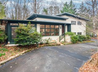 1824 S Lakeshore Dr, Chapel Hill, NC 27514