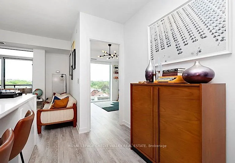 106 Dovercourt Rd #611 — Photo 10