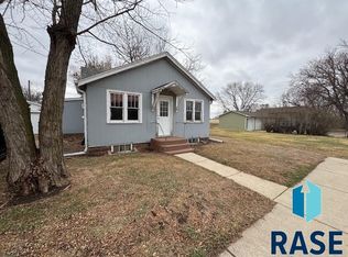 315 N Wicker St, Canton, SD 57013