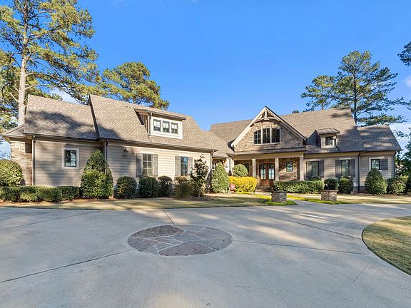 2nd image of 121 Island View Ln