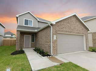 2828 Madison Dr, Conroe, TX 77304