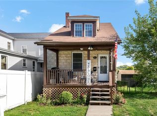305 3rd St #R, Irwin, PA 15642