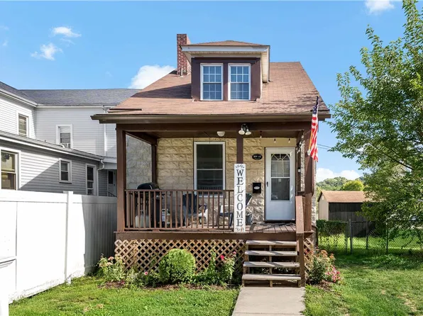 305 3rd St #R, Irwin, PA 15642