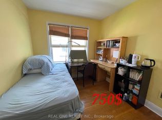35 Bowman St, Hamilton, ON L8S2T4
