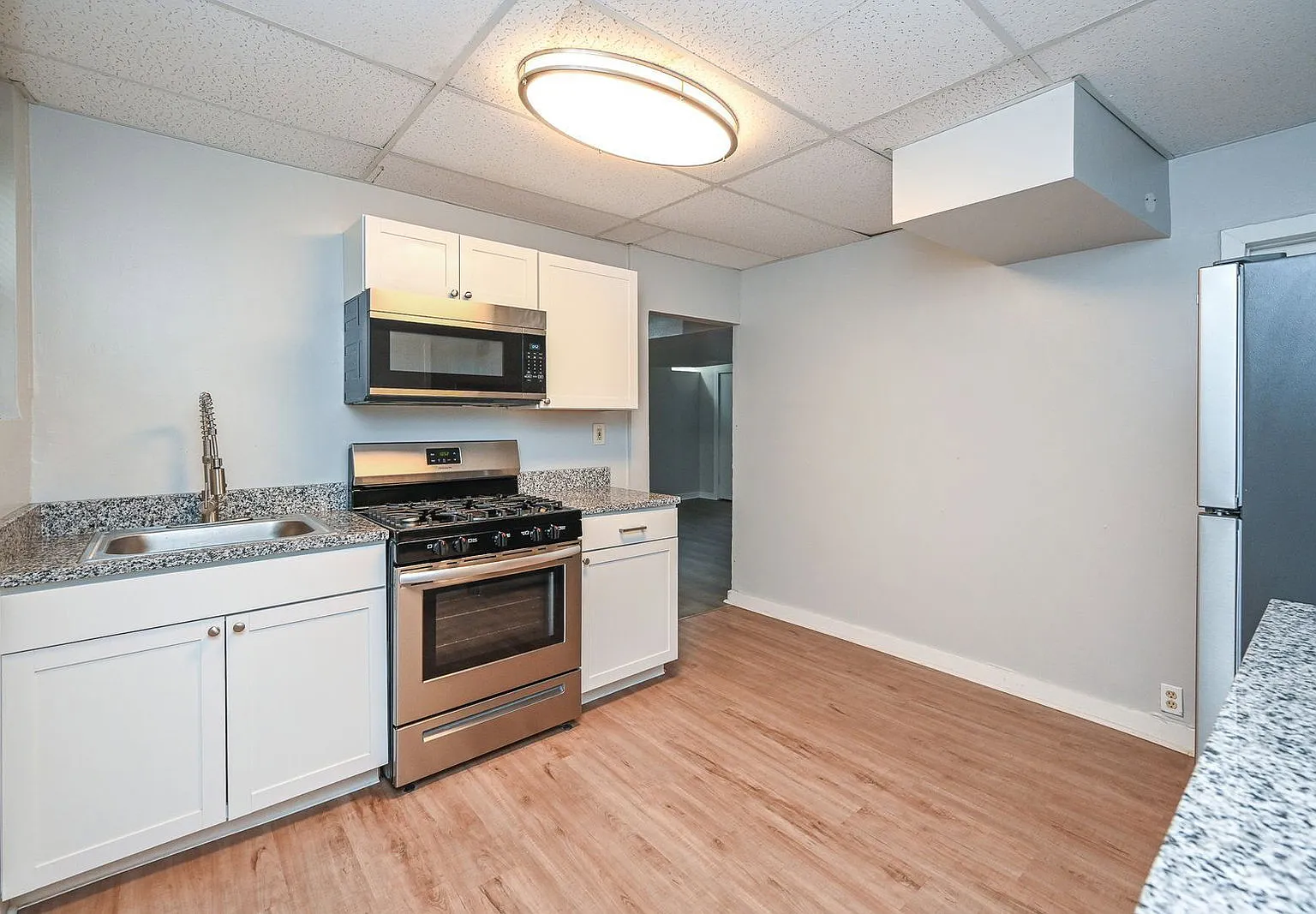 Studio, 1.0 bath, 500 sqft, $995 — Photo 1