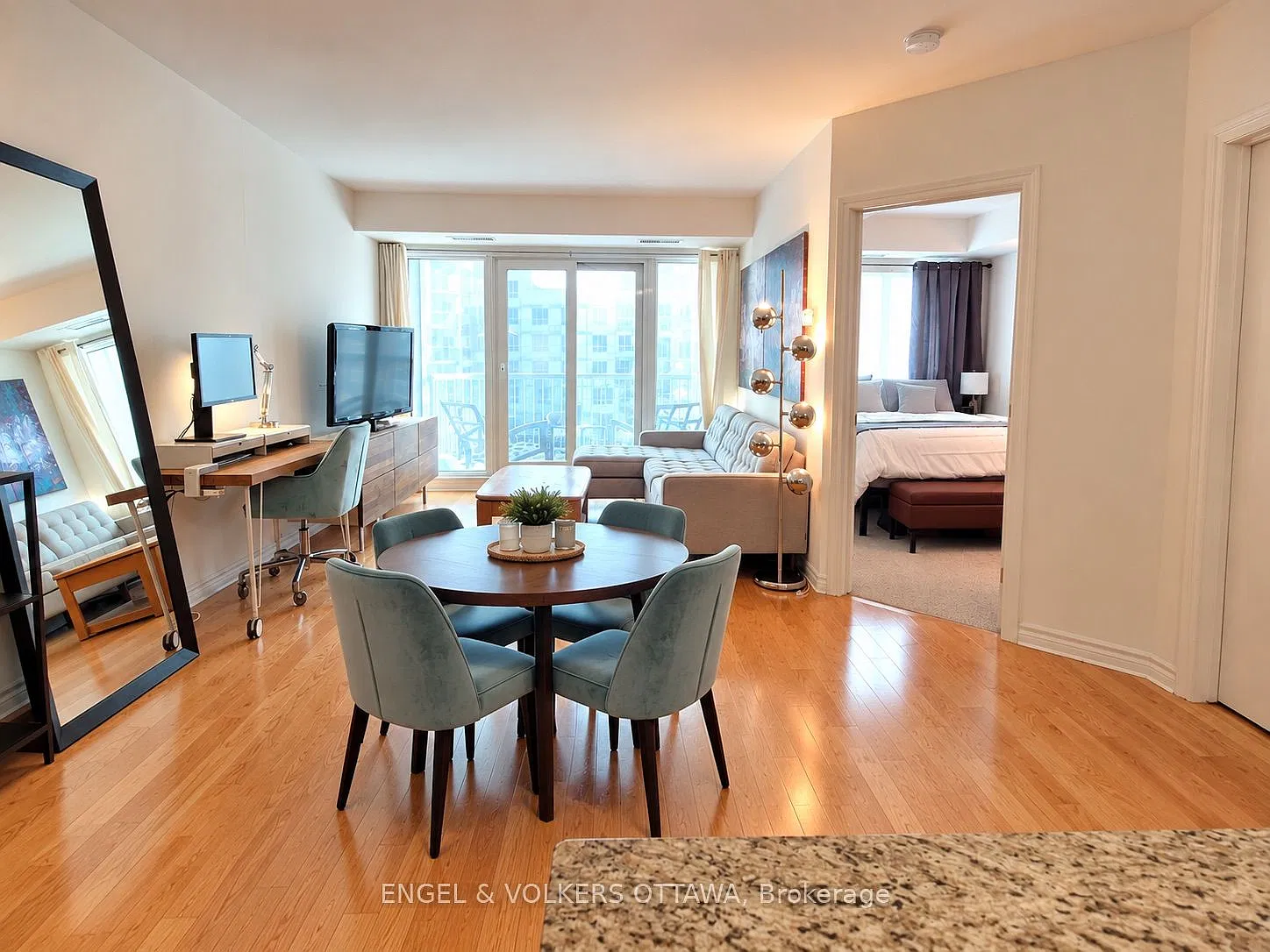 1 bed, $2,000 — Photo 3
