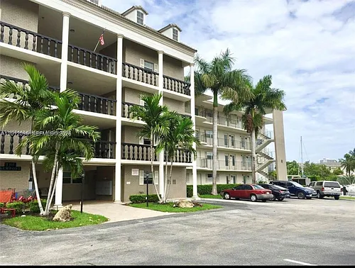 440 Paradise Isle Blvd Photo 1