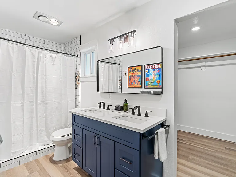 6701 Woodhue Dr — Photo 14
