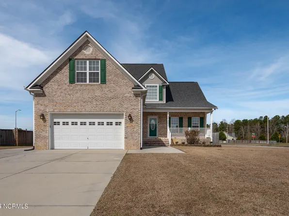 121 Runnymeade Drive, Jacksonville, NC 28540