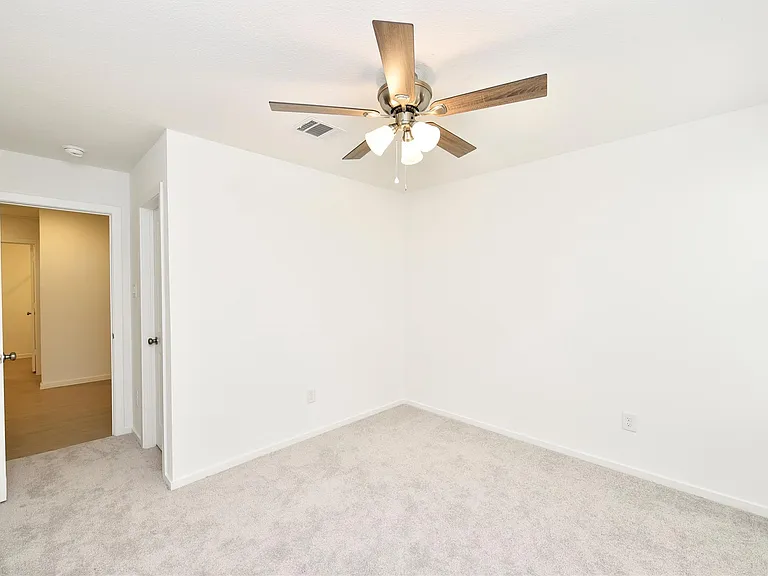10218 Prairie Dunes Ln — Photo 23