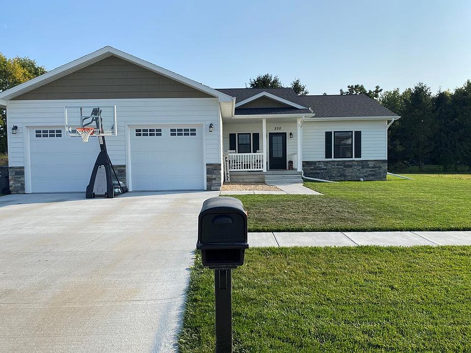1st image of 330 Cottage Park Dr