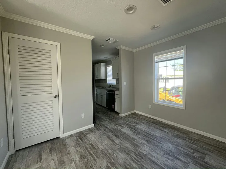 488 Bimini Cay Cir #488 — Photo 8