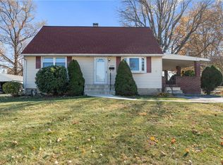 2121 Aster Rd, Bethlehem, PA 18018