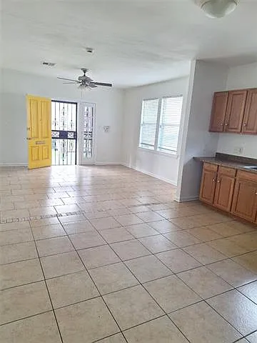 2 bed, 1.0 bath, 1150 sqft, $1,400 — Photo 2