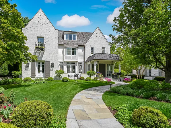 121 E 4th St, Hinsdale, IL 60521