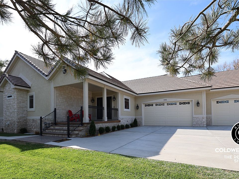 1st image of 306 Grandview Cir