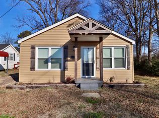 208 Sharp St, Halls, TN 38040