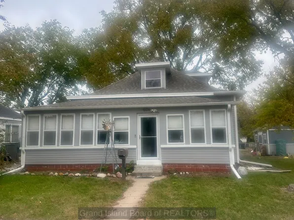 604 W 10th St, Grand Island, NE 68801