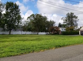 121 Sycamore St, Neptune, NJ 07753