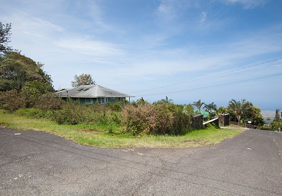 3rd image of 73-1260 Akina Pl #18