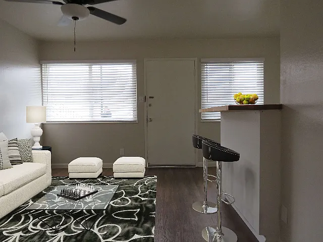 Alto Apartments — Photo 3