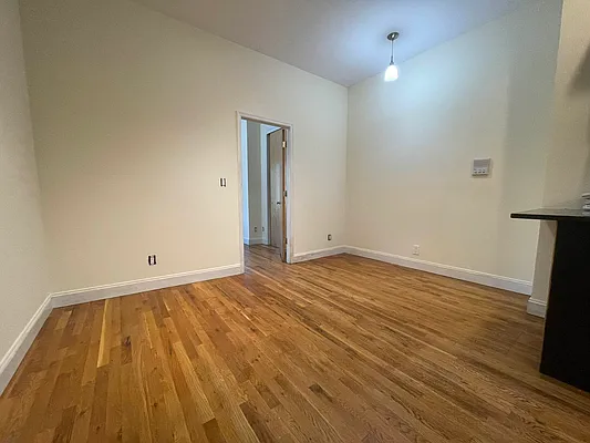 Rented by Coda Real Estate NYC | media 6