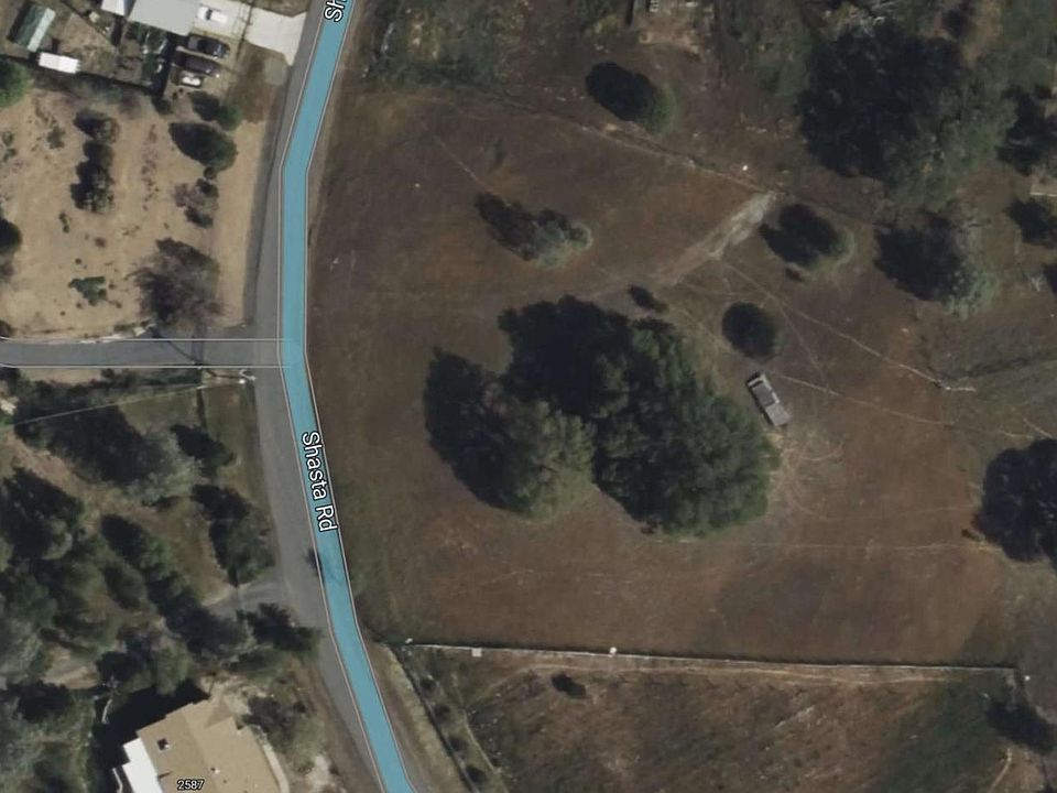 2nd image of 2612 Shasta Rd