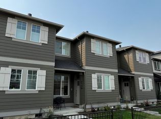 3027 NE Red Jasper Pl, Bend, OR 97701