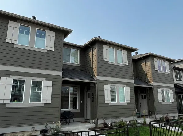3027 NE Red Jasper Pl, Bend, OR 97701