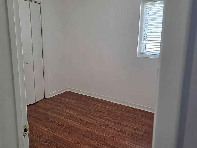 10088 Yonge St #1 — Photo 6