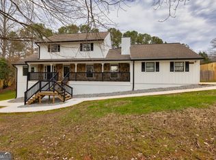 5316 Raintree Cir, Oakwood, GA 30566