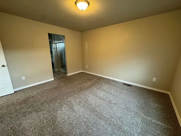 6153 Callan Dr — Photo 17