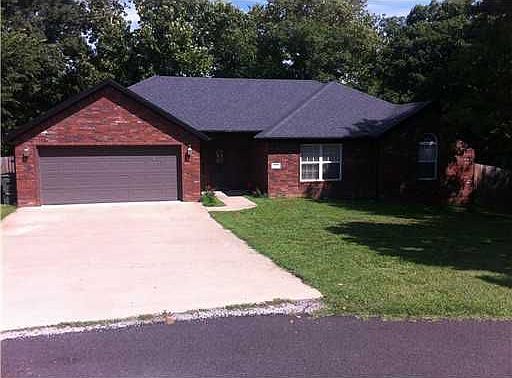1st image of 8 Taransay Ln
