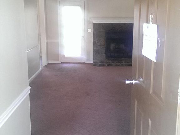 2nd image of 4536 Sunnyslope St