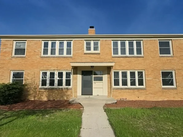 2782 S 60th St #1, Milwaukee, WI 53219