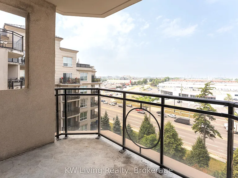 8 Maison Parc Ct #703 — Photo 12